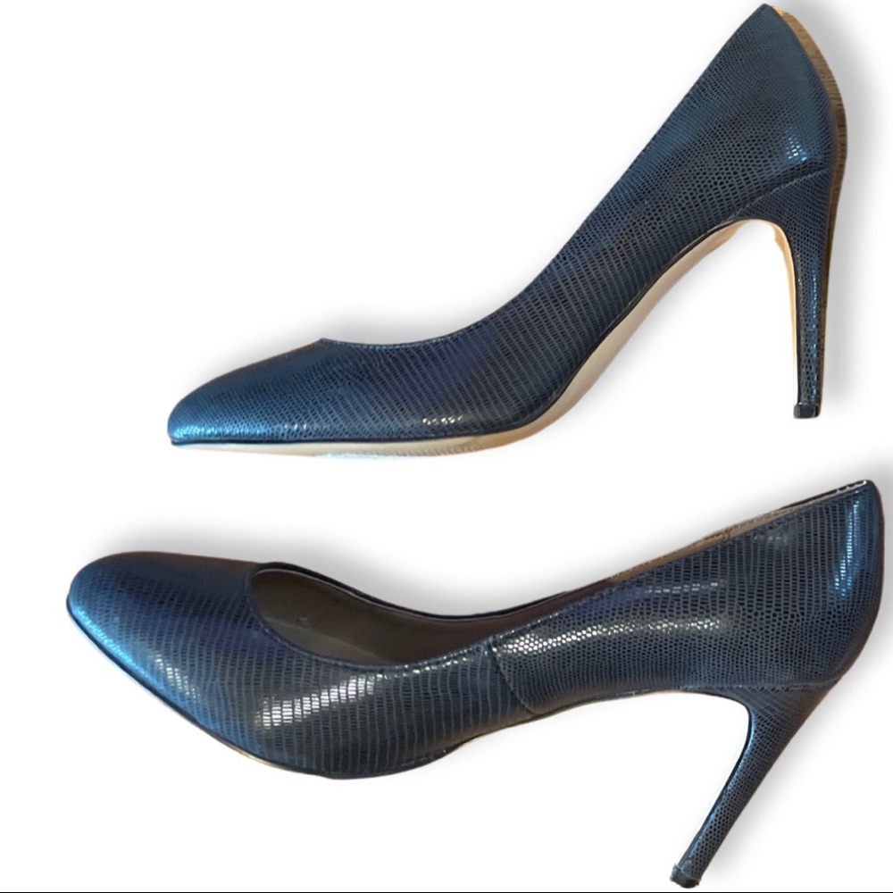 Ann Taylor heels size 7.5